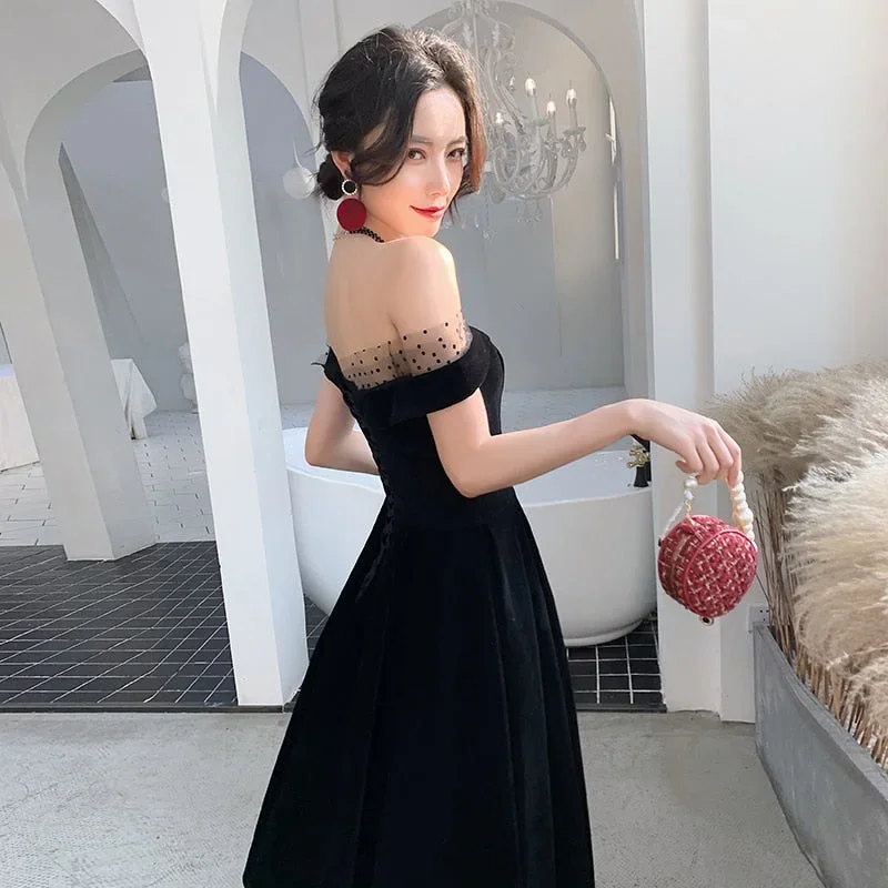 2022-prom-gowns-burgundy-black-velour-boat-neck-dots-lace-a-line-lace-up-tea-length-plus-size-customized-women-party-dresses-a002