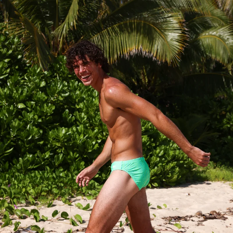 mens-swim-briefs-castaway