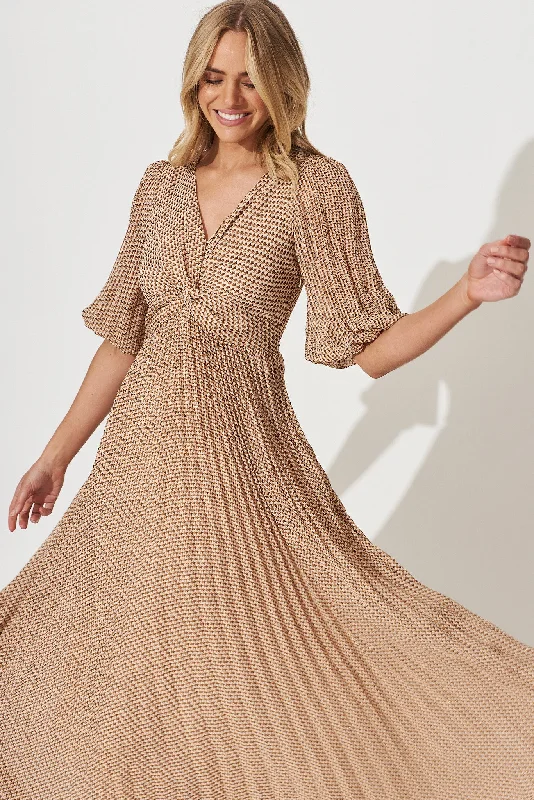 moritz-maxi-dress-in-beige-with-brown-retro-print