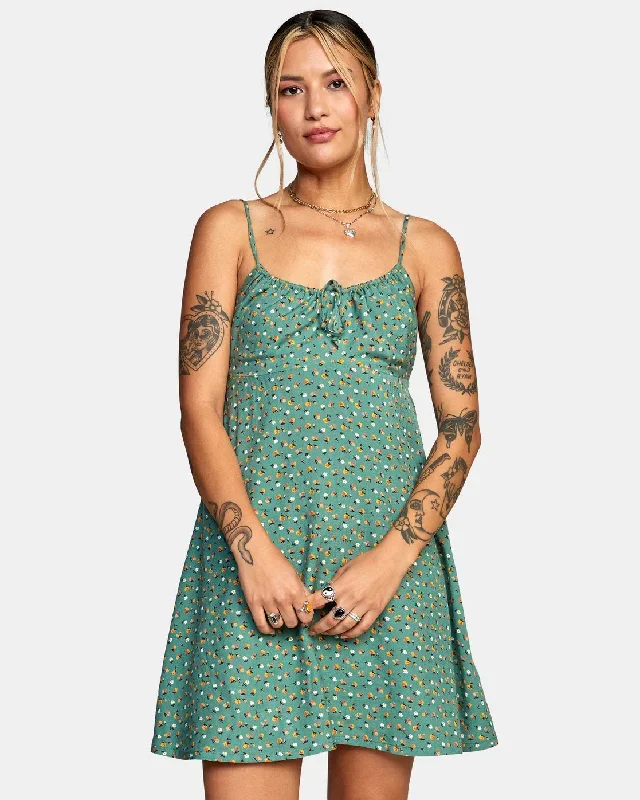 overtime-sun-dress-green-ivy