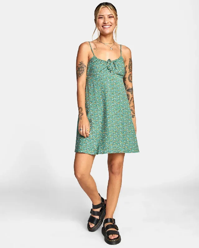 overtime-sun-dress-green-ivy