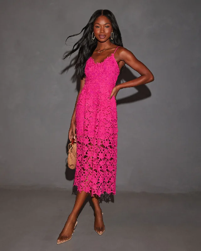 picturesque-pocketed-crochet-midi-dress