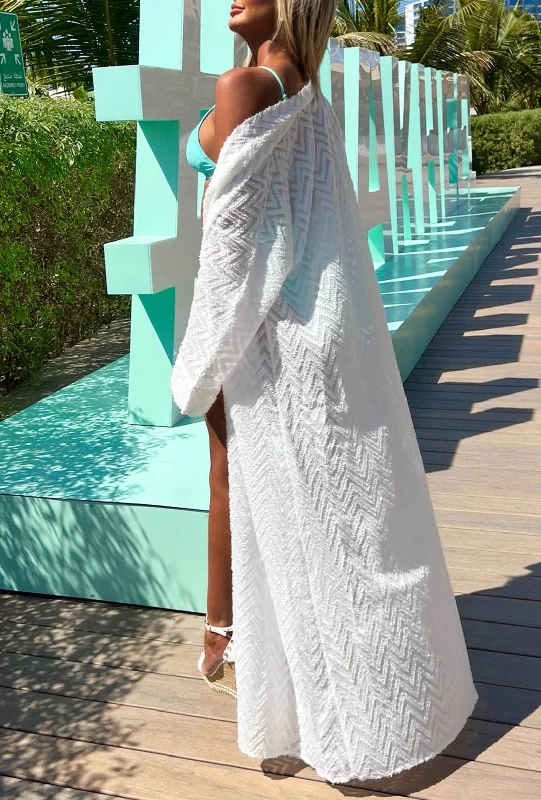 summer-spotlight-white-zig-zag-open-front-cardigan