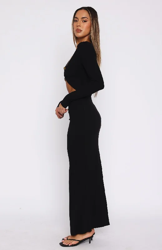 thinking-clearly-long-sleeve-maxi-dress-black