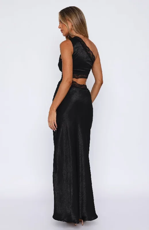 when-youre-not-there-maxi-dress-black